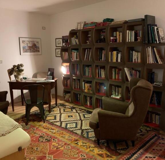 اتاق استاندارد با چشمانداز باغ, Bio & B Italyke