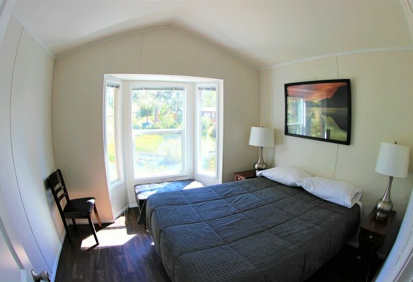 Хижина Deluxe, Crater Lake Resort