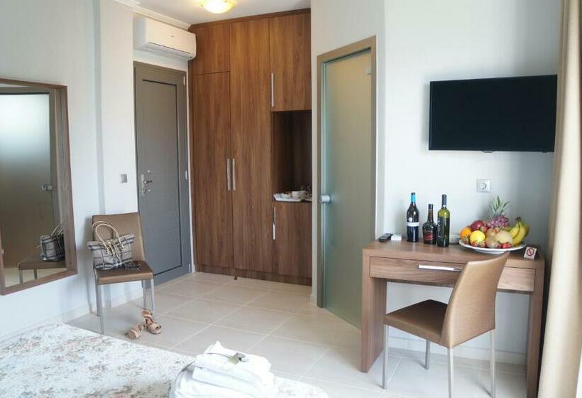 חדר סטנדרט לשלושה, Centrum Rooms