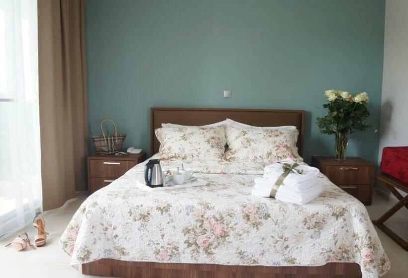 חדר סטנדרט לשלושה, Centrum Rooms