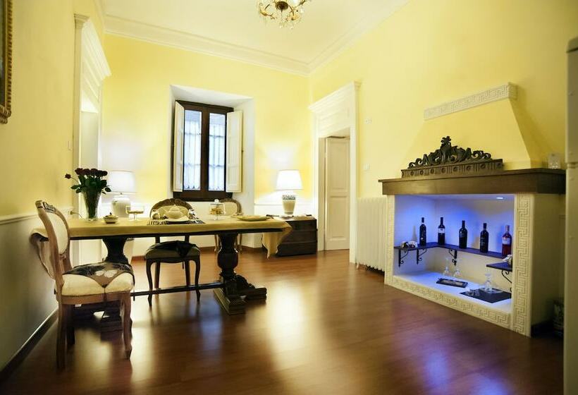 سوییت خانوادگی, Palazzo Salini Luxury B&b