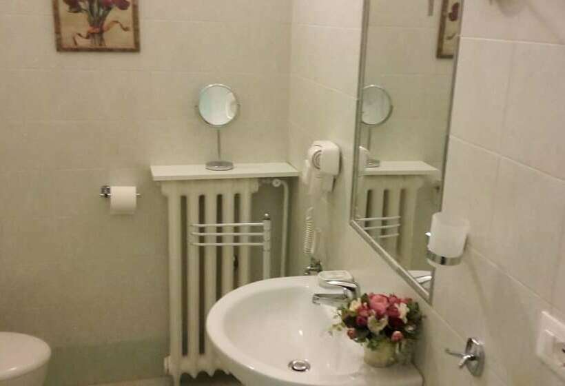 جناح عائلي, Palazzo Salini Luxury B&b