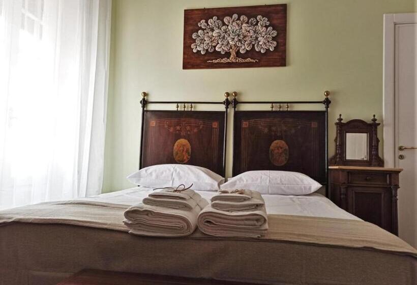 Deluxe Szoba Erkéllyel, B&b Doña Flor