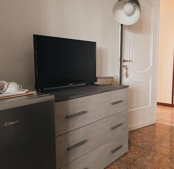 Normál háromágyas szoba külső fürdőszobával, B&b Doña Flor