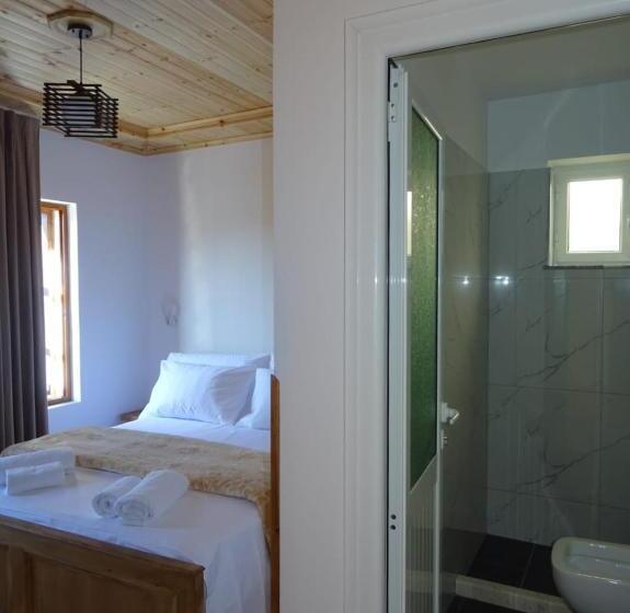 带阳台的豪华间, Guesthouse Riverside