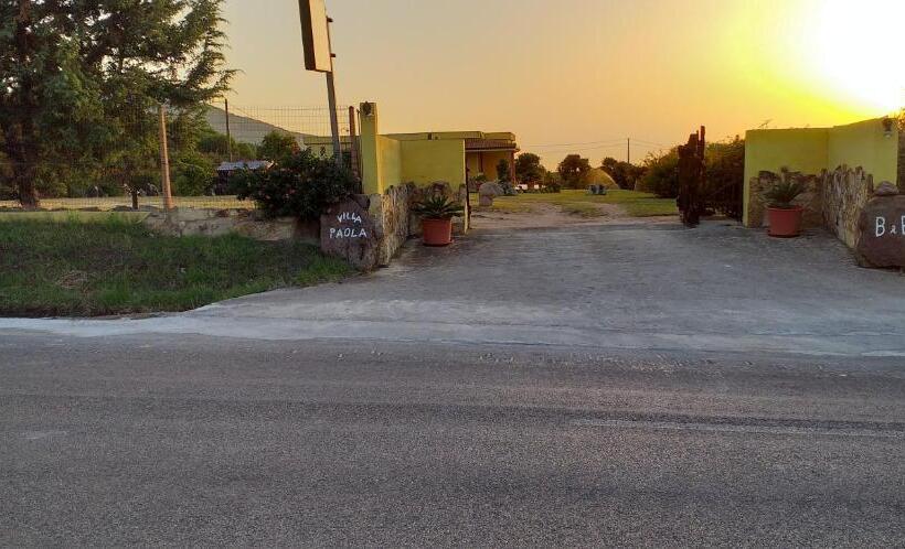 标准单人间, Villa Paola