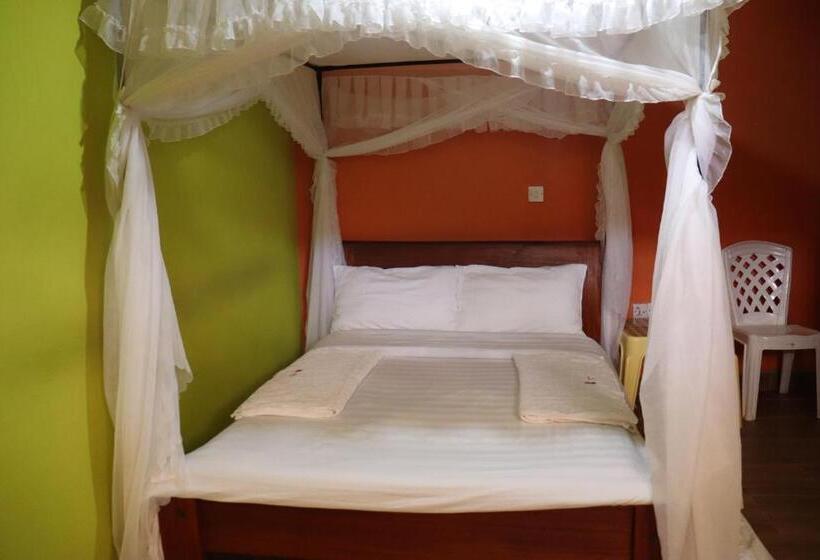 اتاق اکونومی, Bomani