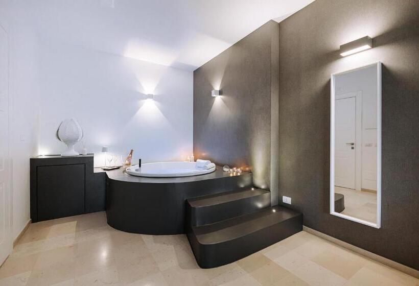 Номер Стандарт с Гидромассажем, Suite1212   Rattazzi