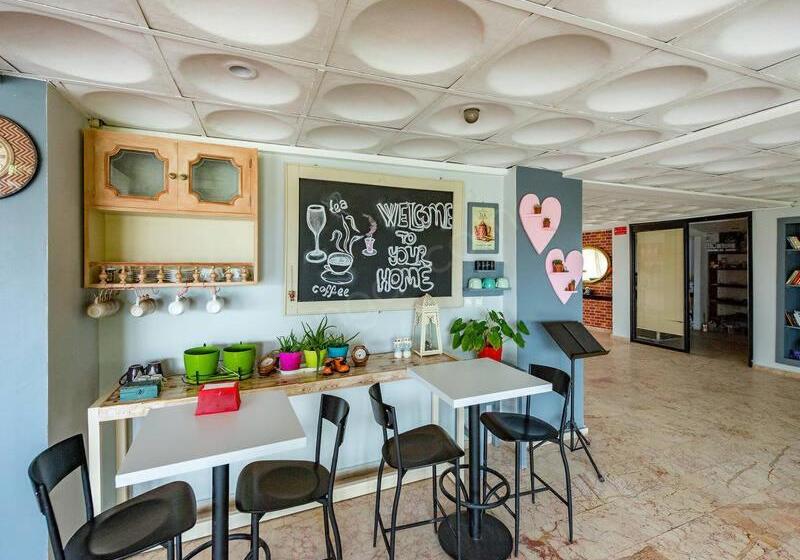 スタンダードトリプルルーム, Ali̇babam Apart Otel