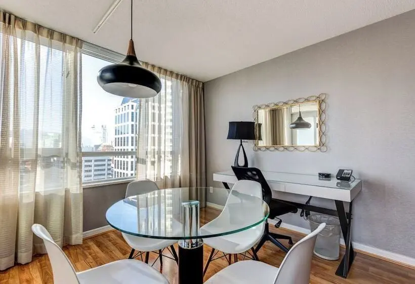 جناح إدارى غرفتين نوم, Carmana Hotel & Suites