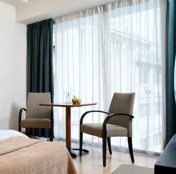 غرفة قياسية, Arion Athens