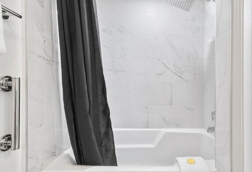 Номер Стандарт 2 Двуспальные Кровати, Ascot Suites Morro Bay