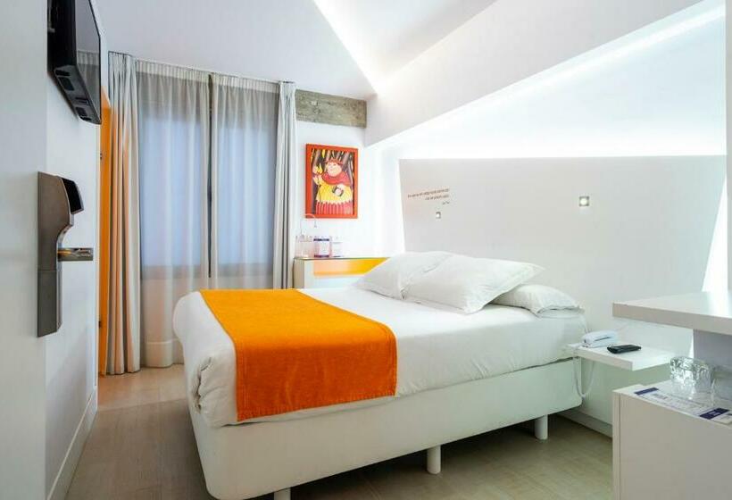 اتاق استاندارد, Atarazanas Malaga Boutique