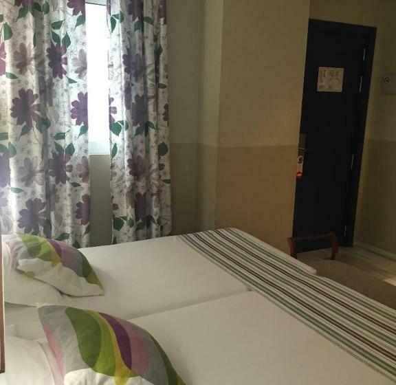 اتاق استاندارد, Atarazanas Malaga Boutique