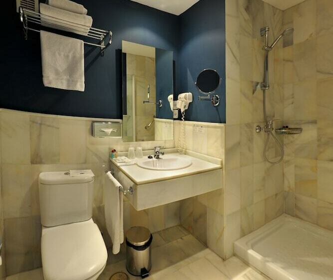 اتاق استاندارد یک نفره, Atarazanas Malaga Boutique