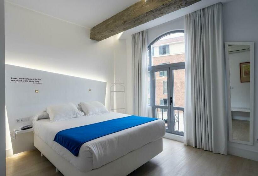 اتاق سوپریور, Atarazanas Malaga Boutique