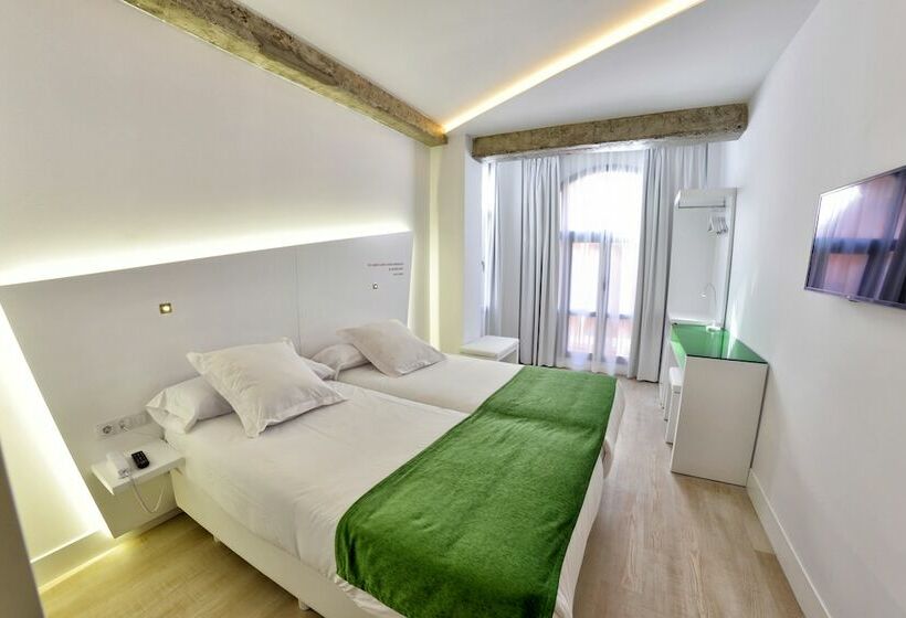 اتاق سوپریور, Atarazanas Malaga Boutique