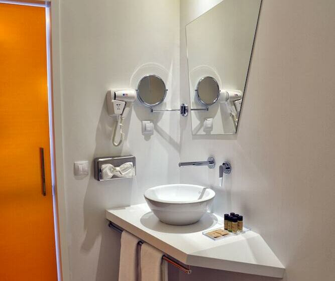 اتاق سوپریور, Atarazanas Malaga Boutique