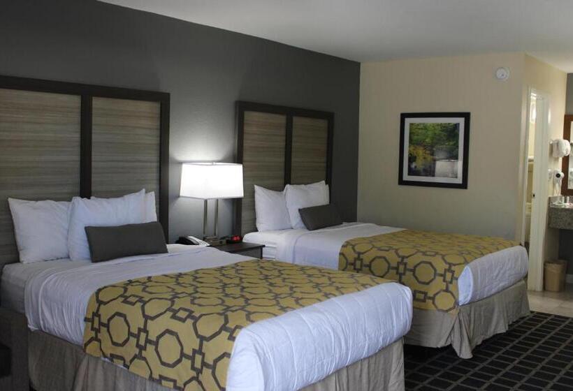 Номер Стандарт 2 Двуспальные Кровати, Baymont By Wyndham Morganton