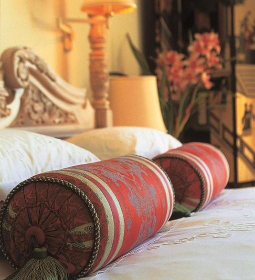 エクゼクティブトリプル, Colona Castle