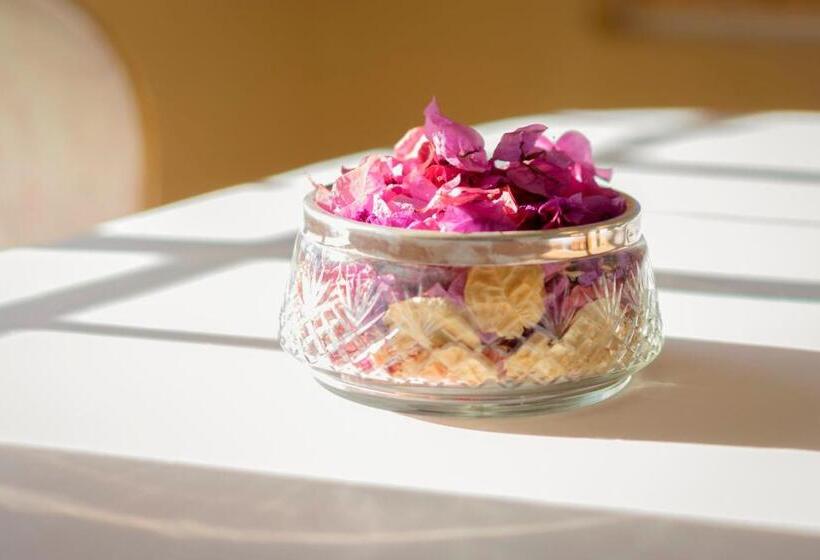 エクゼクティブスイート, Colona Castle