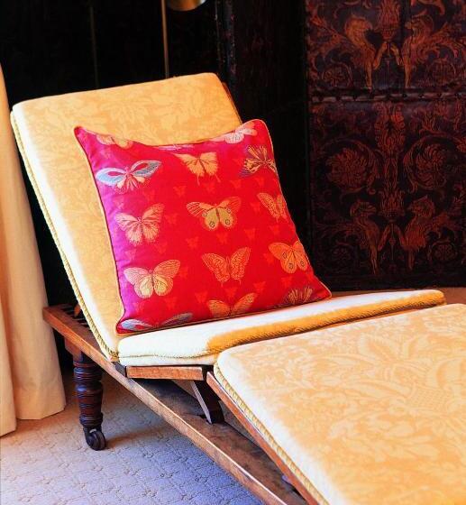 キングサイズベッドのデラックススイート, Colona Castle