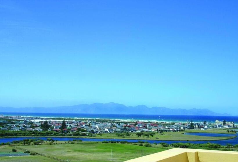 デラックススイート, Colona Castle