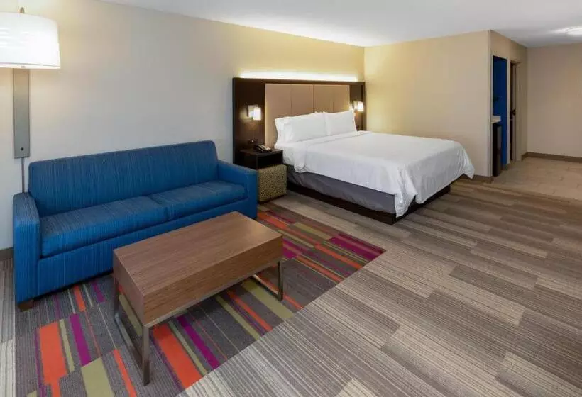 キングサイズベッドのスイートルーム, Holiday Inn Express Minden, An Ihg