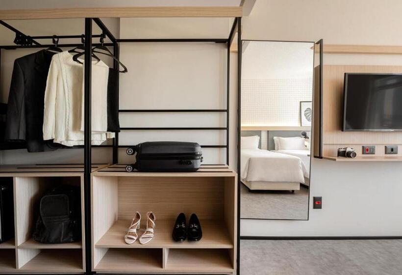 豪华三人间, Intercity Aeroporto Porto Alegre