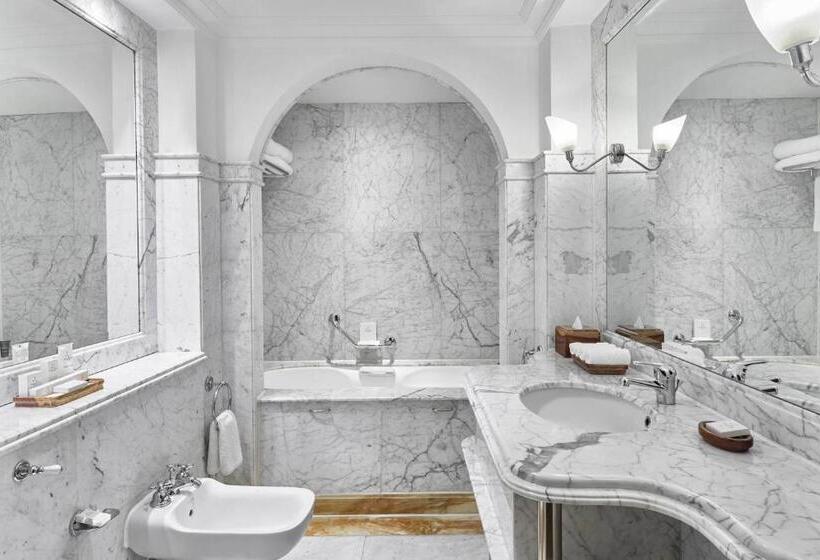 سوییت, Jw Marriott Hotel Cairo