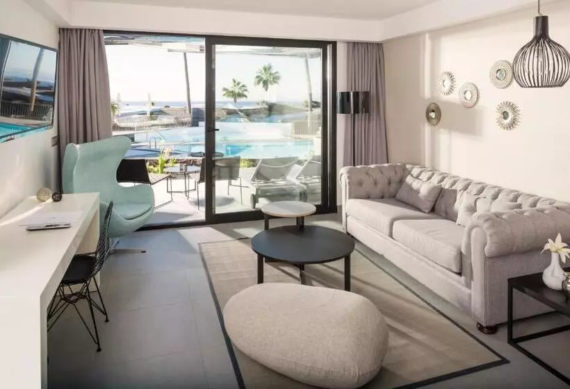 سوییت جونیور با چشمانداز استخر, La Isla Y El Mar, Hotel Boutique
