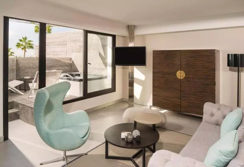 سوئیت پریمیوم, La Isla Y El Mar, Hotel Boutique