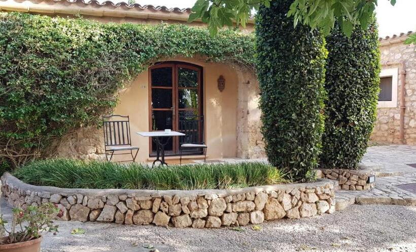 ジュニアスイート, Rotana Golf Resort