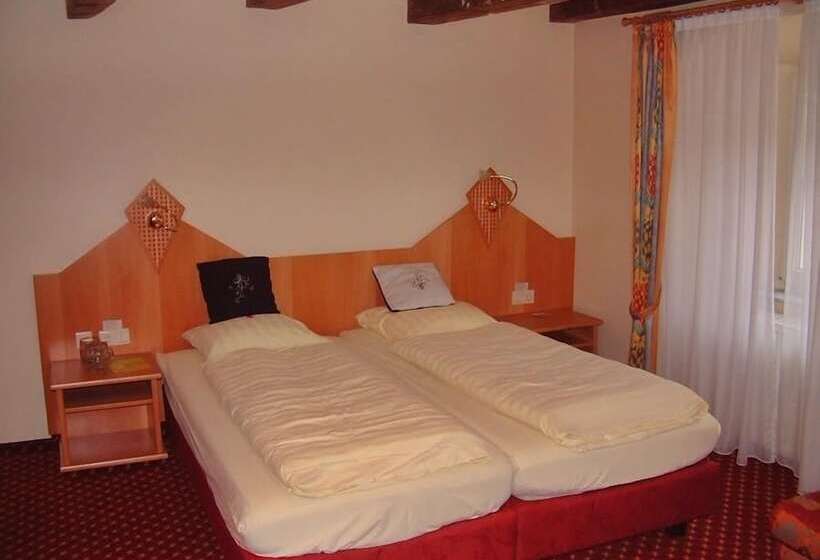 Номер Стандарт, Logis Gourmet & Relax Hotel De La Sure