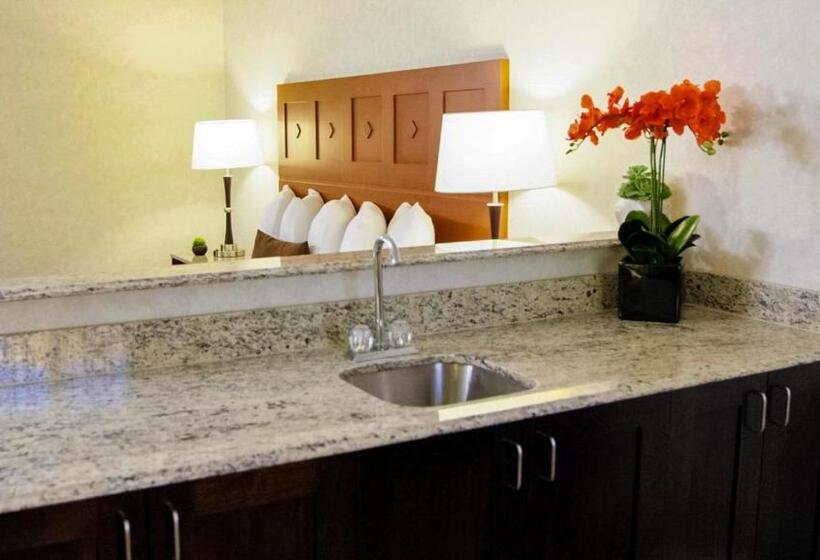 Люкс Deluxe Кровать Кинг, Moab Valley Inn