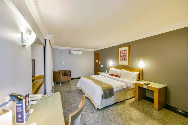 اتاق لوکس, Plaza Inn Executive