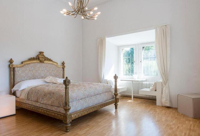 סוויטה דלוקס, Schloss Münchenwiler