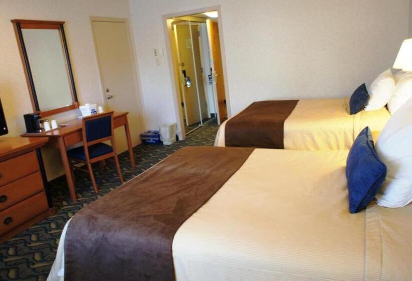 标准间, Travelodge By Wyndham Niagara Falls At The Falls