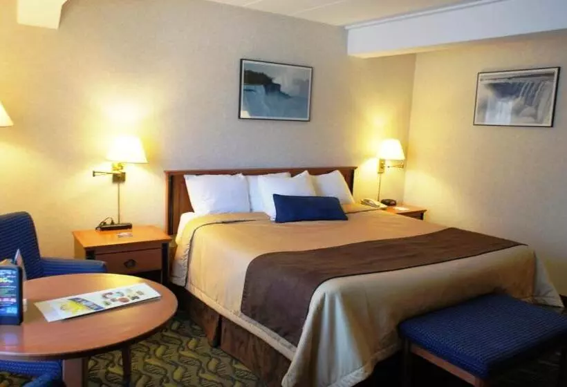 اتاق استاندارد با تخت بزرگ, Travelodge By Wyndham Niagara Falls At The Falls