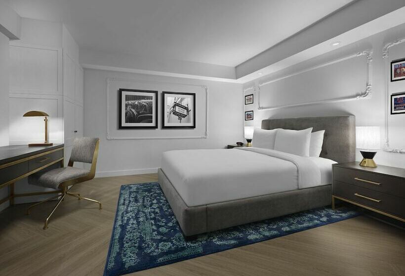 سوییت, Pantages Hotel Toronto Centre