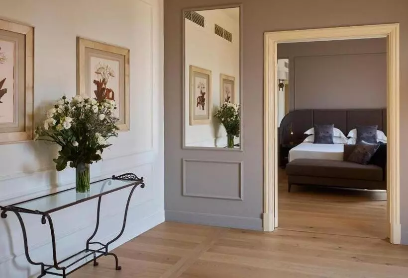 景色の見えるスイートルーム, Fonteverde Lifestyle & Thermal Retreat The Leading Hotels Of The World