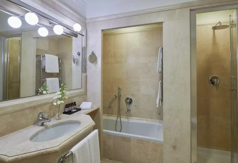 景色の見えるデラックスルーム, Fonteverde Lifestyle & Thermal Retreat The Leading Hotels Of The World
