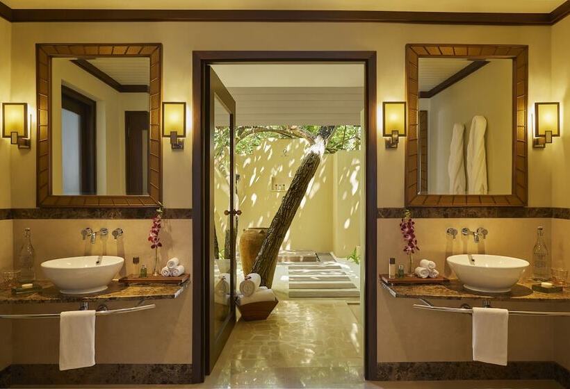 سوئیت 2 خوابه, Taj Exotica Resort & Spa, Maldives