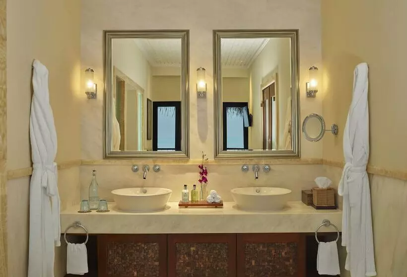 سوئیت ریاست جمهوری 2 خوابه, Taj Exotica Resort & Spa, Maldives