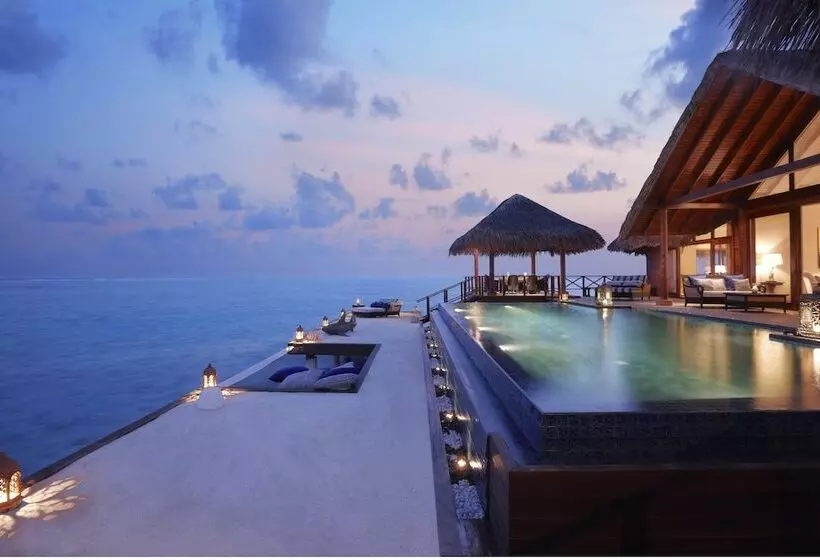 سوئیت ریاست جمهوری 2 خوابه, Taj Exotica Resort & Spa, Maldives