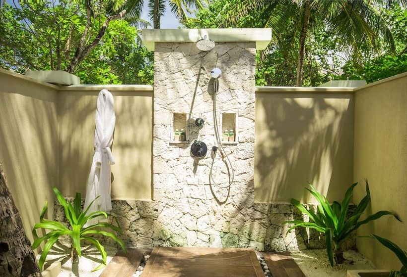 سوئیت 2 خوابه, Taj Exotica Resort & Spa, Maldives