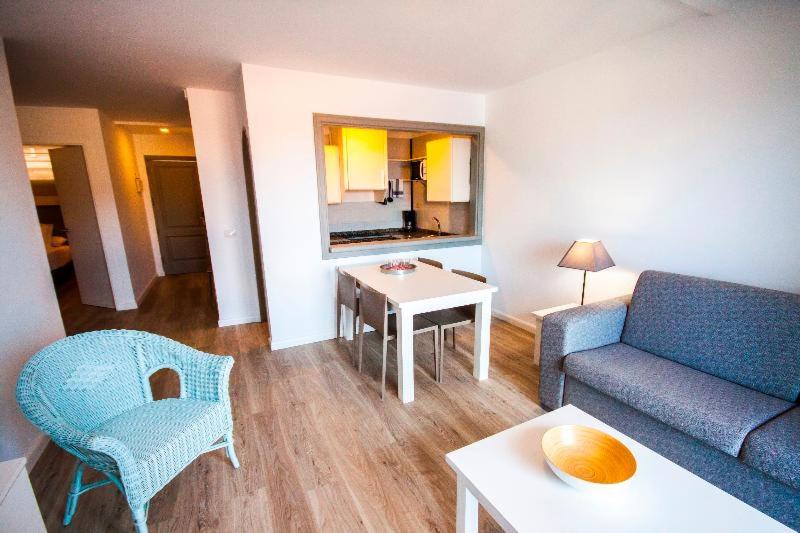 غرفة قياسية, Vigilia Park