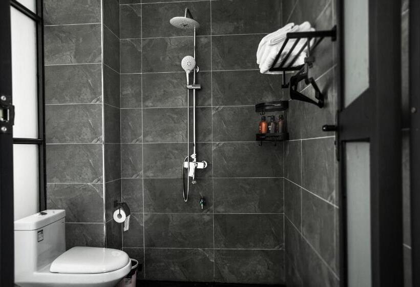 Номер Стандарт с Балконом, Beihai Silver Beach Yintai Time Seaview Villa