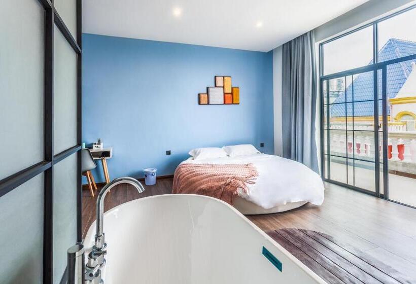 Номер Deluxe Вид на Море, Beihai Silver Beach Yintai Time Seaview Villa