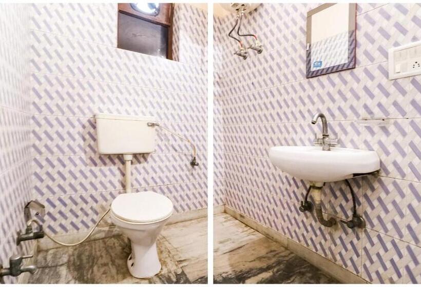 Triple Classic Room, Flagship Maurya Residency